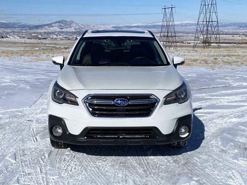 Used 2018 Subaru Outback 2.5i Touring image 10