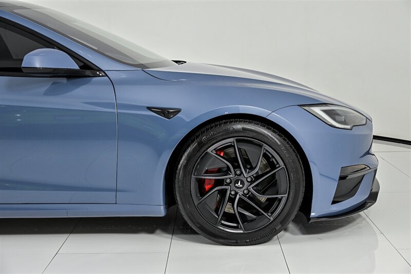 Used 2026 Tesla Model S Plaid AWD/4WD image 16