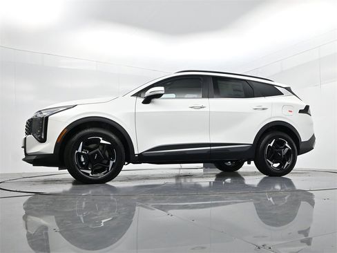 New 2026 Kia Sportage EX w/ EX Panoramic Sunroof Package image 37