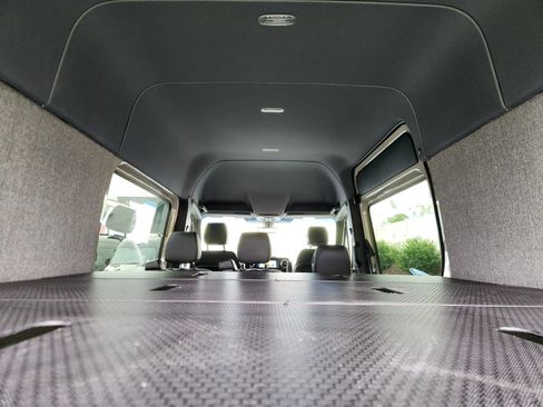 Used 2026 Mercedes-Benz Sprinter 2500 image 10