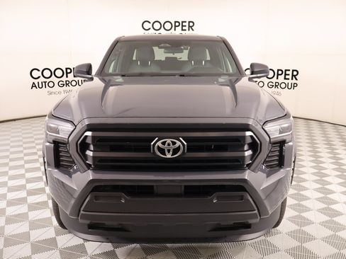 Used 2024 Toyota Tacoma SR AWD/4WD image 8