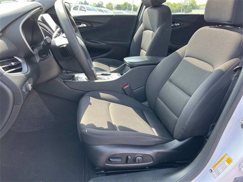 Used 2024 Chevrolet Malibu LT image 29