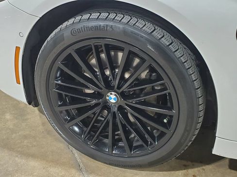 Used 2021 BMW 530e w/ Parking Assistance Package RWD image 40