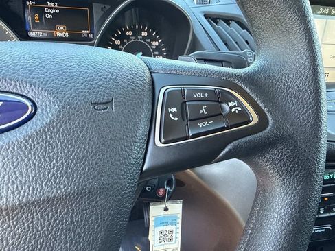 Used 2017 Ford Escape SE w/ Equipment Group 201A image 36