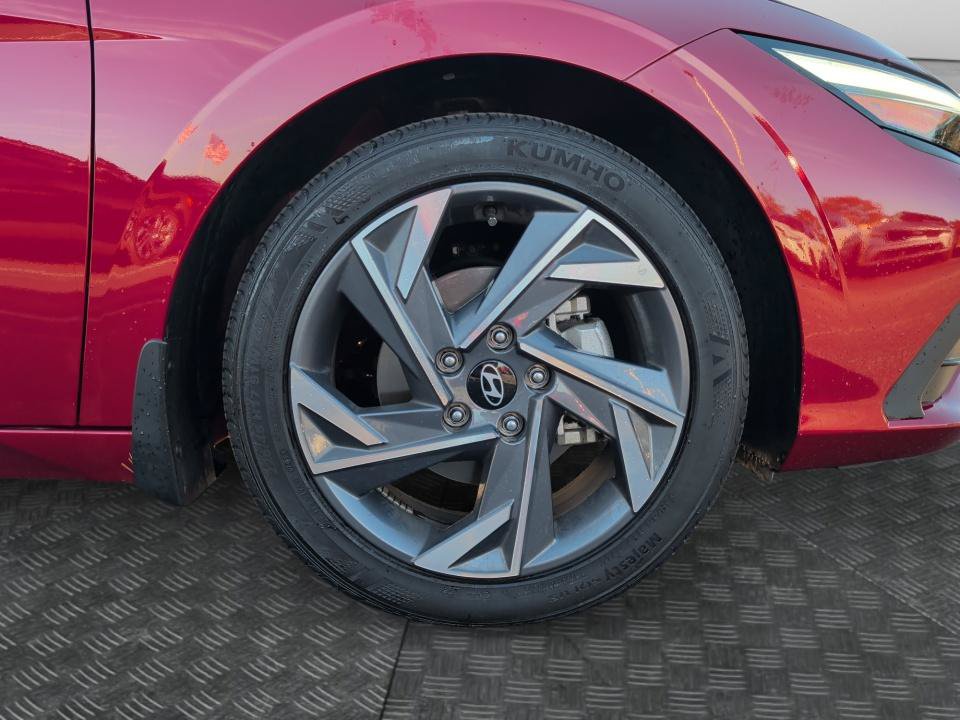 Certified 2025 Hyundai Elantra Sport FWD image 25
