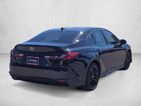 New 2026 Toyota Camry SE w/ Convenience Package FWD image 5