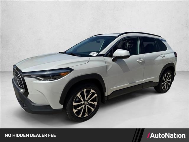 Used 2022 Toyota Corolla Cross XLE w/ Convenience Package AWD/4WD image 1