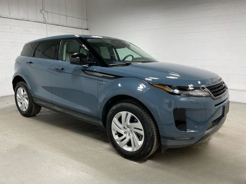 Used 2025 Land Rover Range Rover Evoque S AWD/4WD image 3