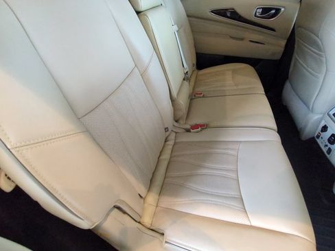 Used 2017 INFINITI QX60 FWD w/ Deluxe Technology Package image 30