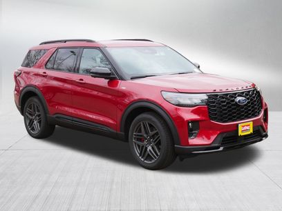 New 2025 Ford Explorer ST-Line w/ Premium Package