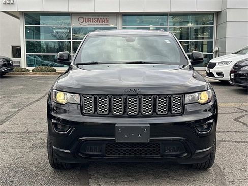 Certified 2022 Jeep Grand Cherokee Laredo X image 6