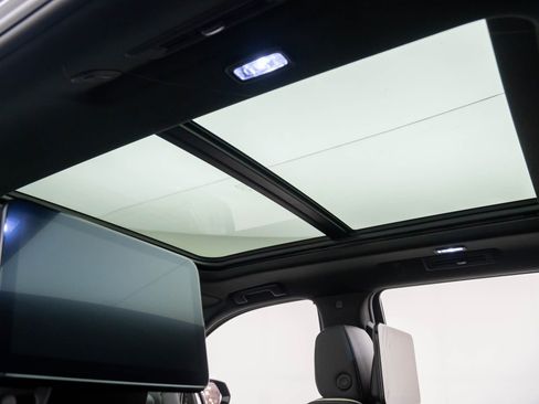 New 2026 Cadillac Escalade Sport w/ LPO, ONYX Package image 18