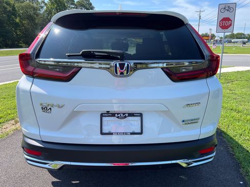 Used 2022 Honda CR-V Touring image 4