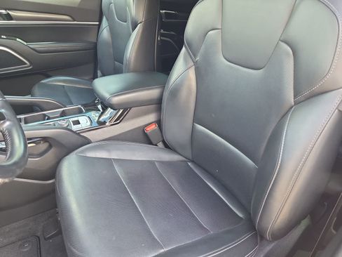 Used 2021 Kia Telluride S FWD image 16