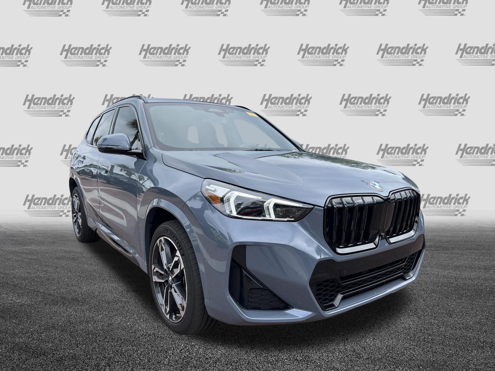 Used 2026 BMW X1 xDrive28i w/ Technology Package AWD/4WD image 2