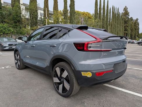 Used 2022 Volvo C40 P8 Recharge Ultimate image 8