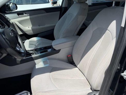 Used 2018 Hyundai Sonata SE image 9