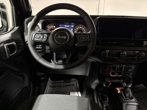 New 2026 Jeep Gladiator Sport image 18