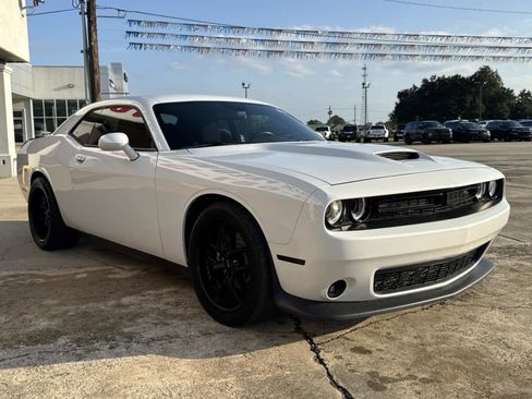 Used 2021 Dodge Challenger R/T w/ Blacktop Package image 2