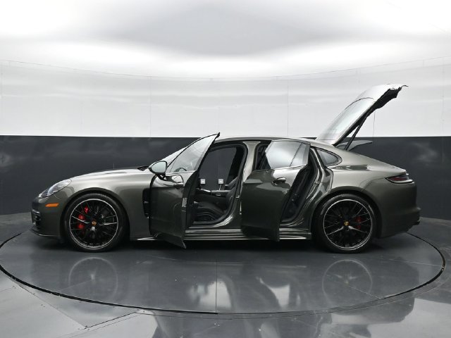 Used 2023 Porsche Panamera GTS AWD/4WD image 58
