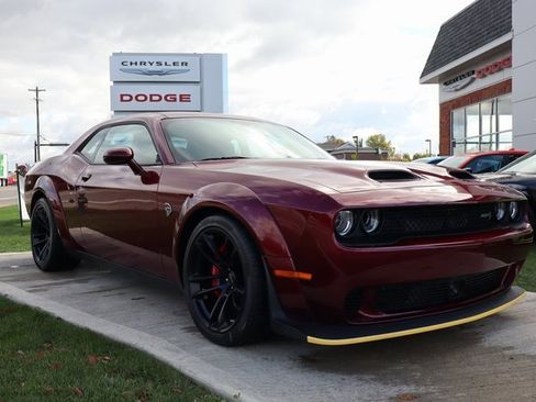 Used 2023 Dodge Challenger SRT Hellcat Widebody image 3