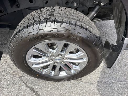 Used 2024 Ford F150 Lariat w/ FX4 Off-Road Package AWD/4WD image 9