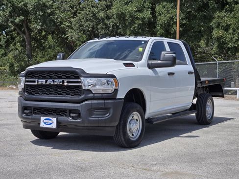 Used 2023 RAM 2500 Tradesman AWD/4WD image 3