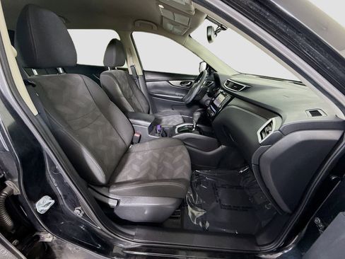 Used 2016 Nissan Rogue SV w/ SV Premium Package image 29