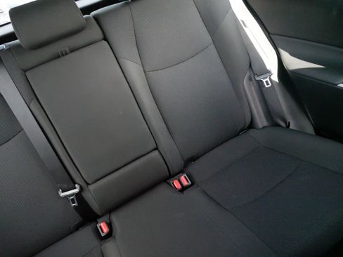 Used 2021 Toyota RAV4 LE w/ Carpet Mat Package (TMS) AWD/4WD image 14