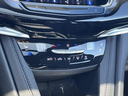 Certified 2025 Cadillac XT6 Premium Luxury w/ Platinum Package AWD/4WD image 26