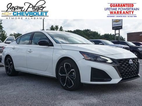 Used 2024 Nissan Altima 2.5 SR FWD image 1