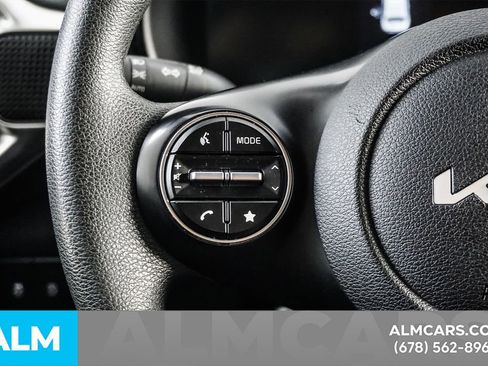 Used 2025 Kia Soul LX image 25
