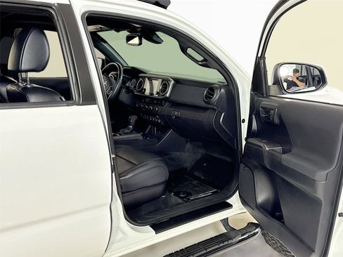 Used 2019 Toyota Tacoma TRD Pro image 30