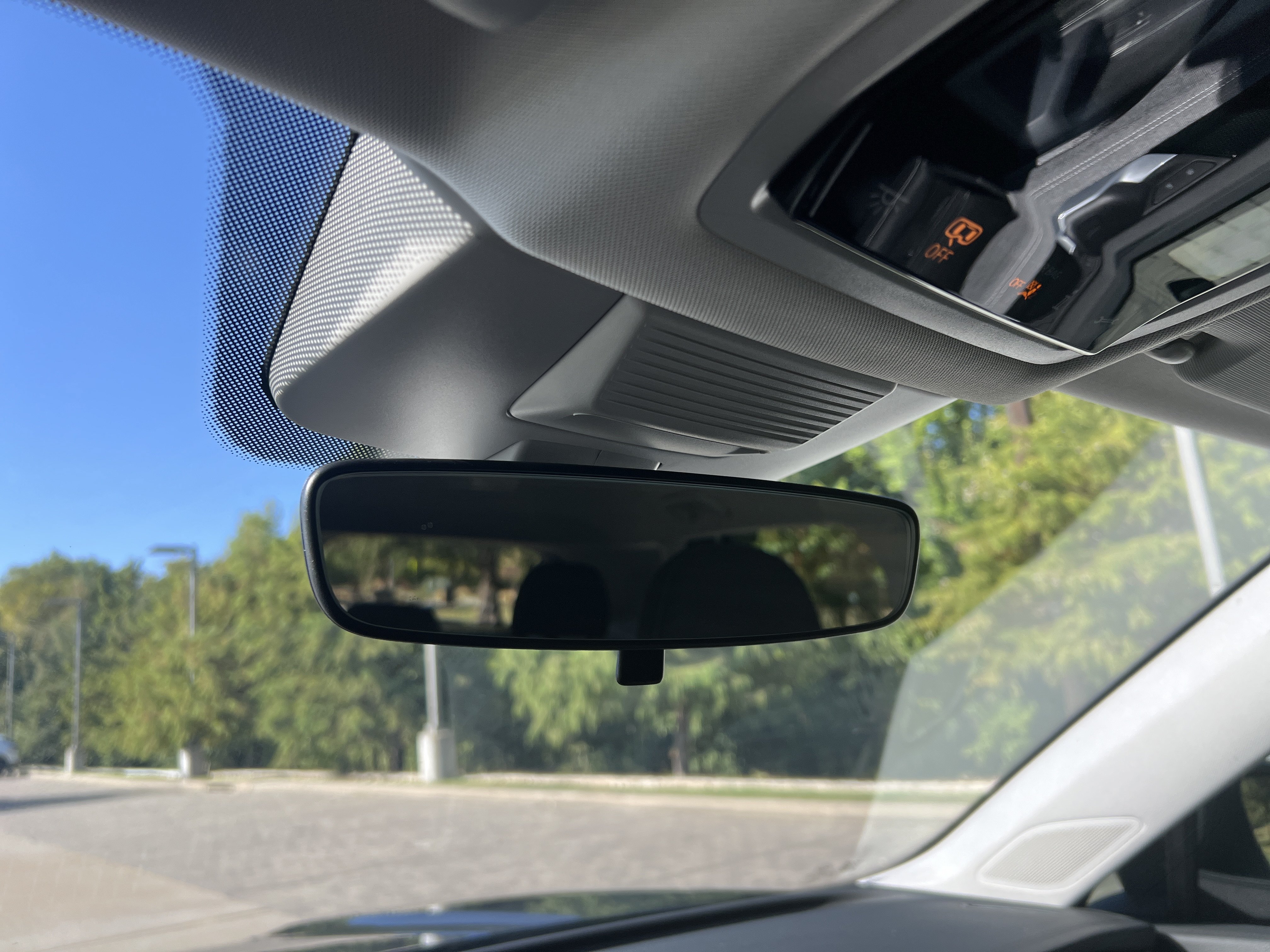 Certified 2026 Volkswagen Tiguan S FWD image 23