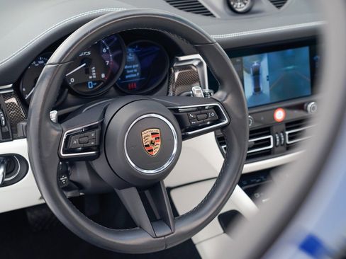 Used 2023 Porsche Macan GTS image 23