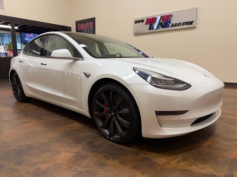 Used 2020 Tesla Model 3 Performance AWD/4WD image 3