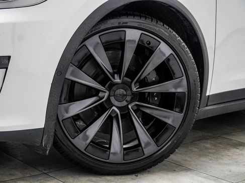 Used 2022 Tesla Model X Plaid AWD/4WD image 3