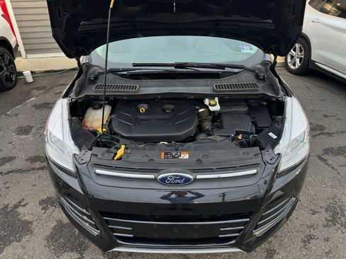 Used 2015 Ford Escape SE image 29