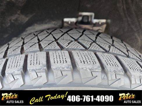 Used 2022 Ford Edge SEL image 11