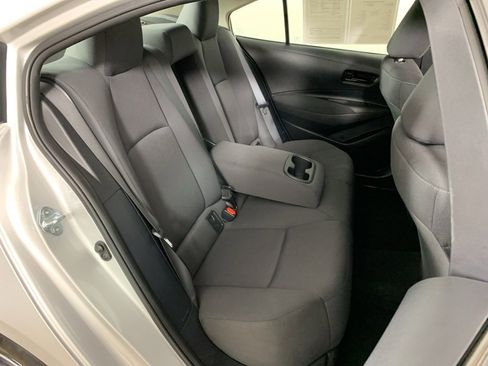 Used 2024 Toyota Corolla LE image 32