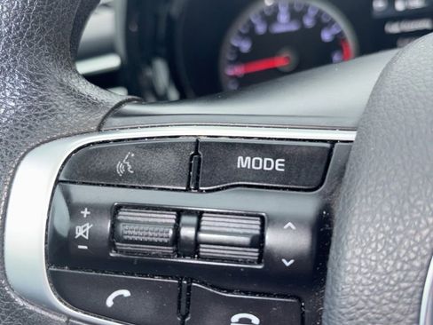 Used 2022 Kia K5 LXS image 34