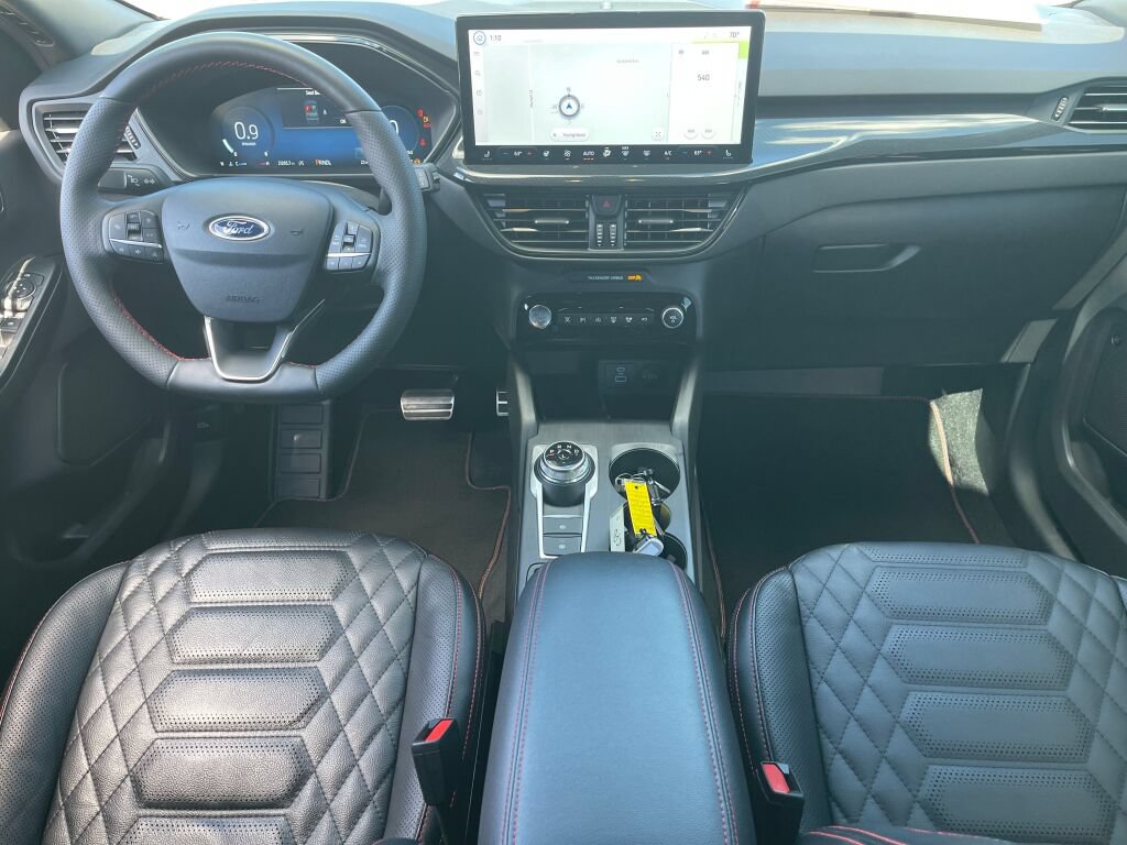Used 2023 Ford Escape ST-Line Elite w/ Premium Technology Package AWD/4WD image 30