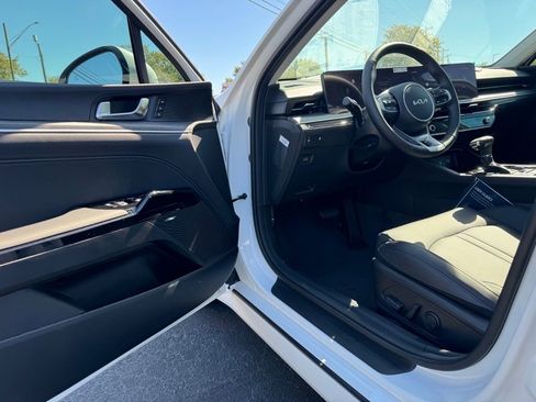 New 2026 Kia K5 EX image 10