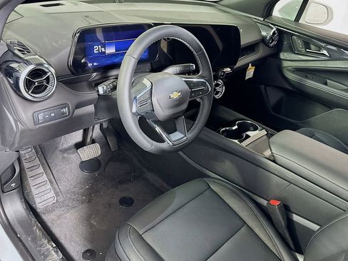 New 2025 Chevrolet Blazer EV LT image 5