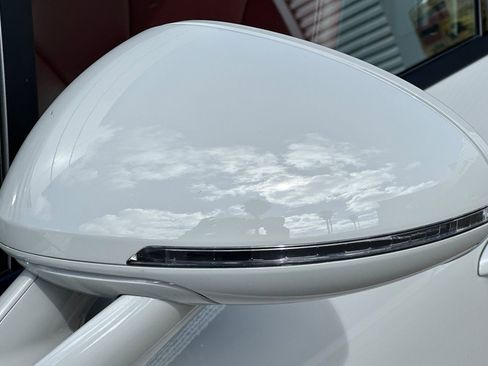 Used 2025 Porsche Macan image 40