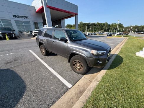 Used 2023 Toyota 4Runner SR5 w/ 4Runner Bronze Package (TMS) AWD/4WD image 4