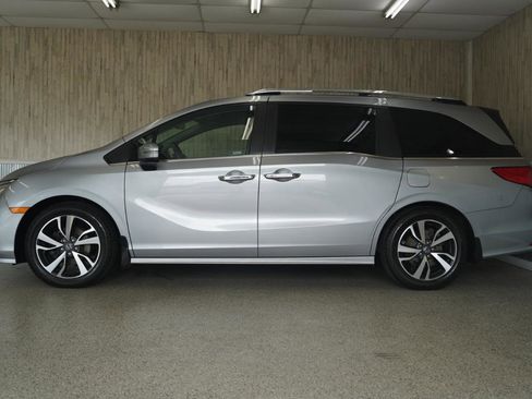 Used 2021 Honda Odyssey Touring image 5