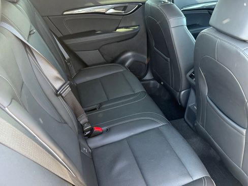 Used 2023 Buick Envision Essence image 13