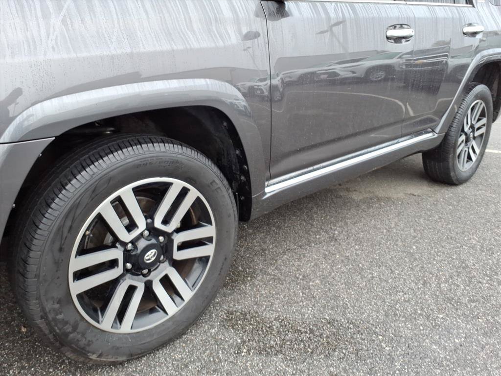 Used 2019 Toyota 4Runner Limited AWD/4WD image 10
