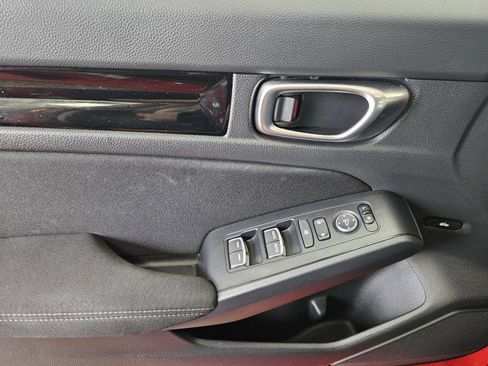 Used 2023 Honda Civic EX image 29